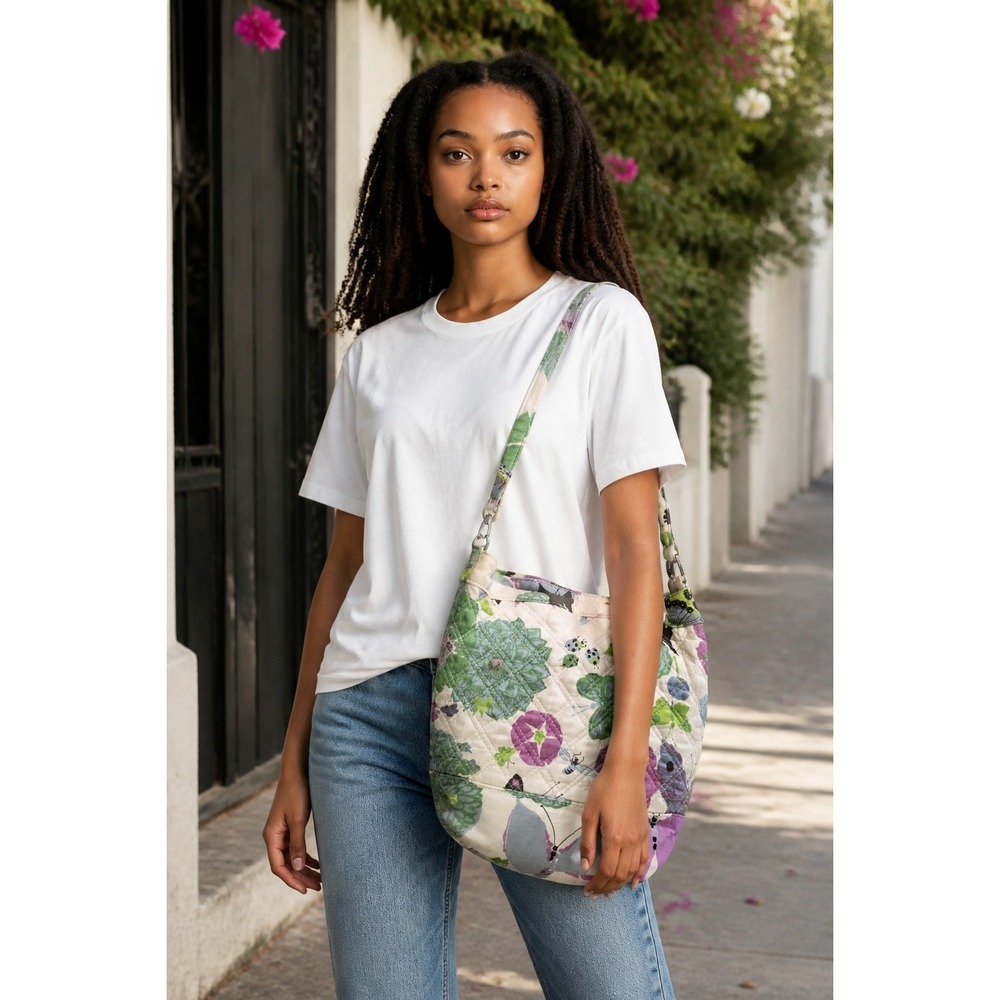 Vera Bradley Quilted Butterfly Floral Hobo Shoulder Bag Multicolor Garden Print